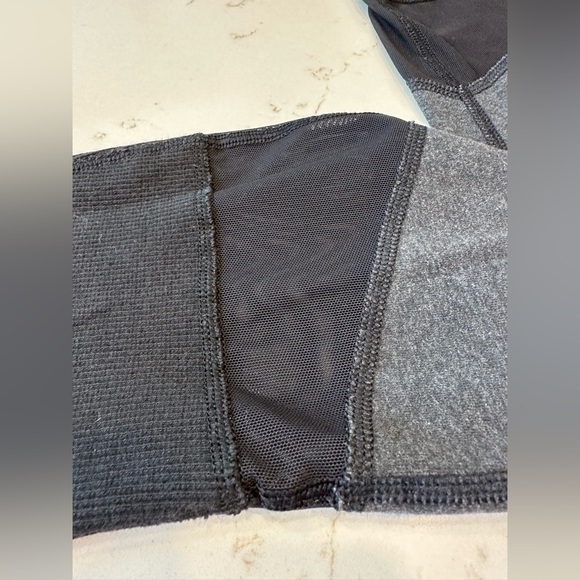 Lululemon stirrup Leggings - Picture 4 of 9